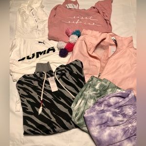 Workout clothes bundle